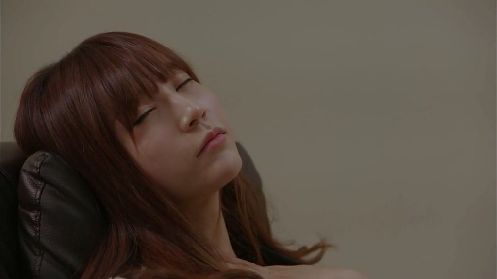 催眠术控制人的电影,心理医生催眠术让女生听命