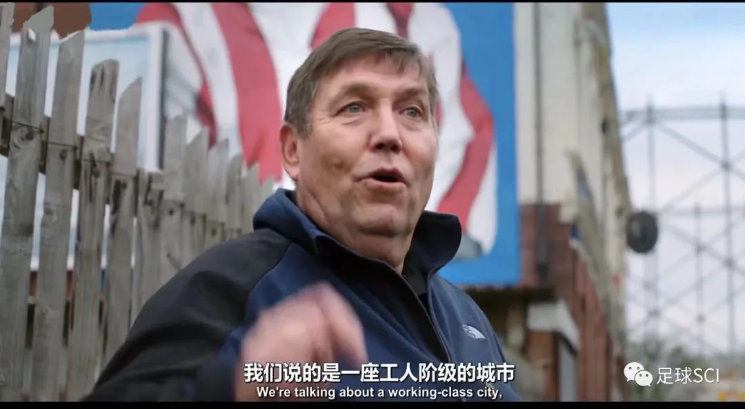 浮沉于巨浪中的“黑猫”桑德兰，在漫长的季节里向上活着