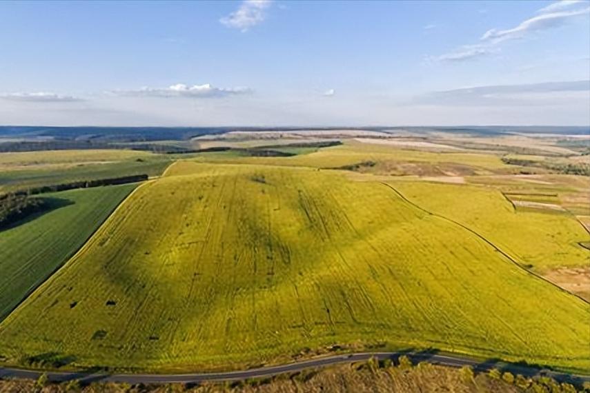 中国60岁大叔娶乌克兰美女,天津小伙娶了两个俄罗斯姑娘