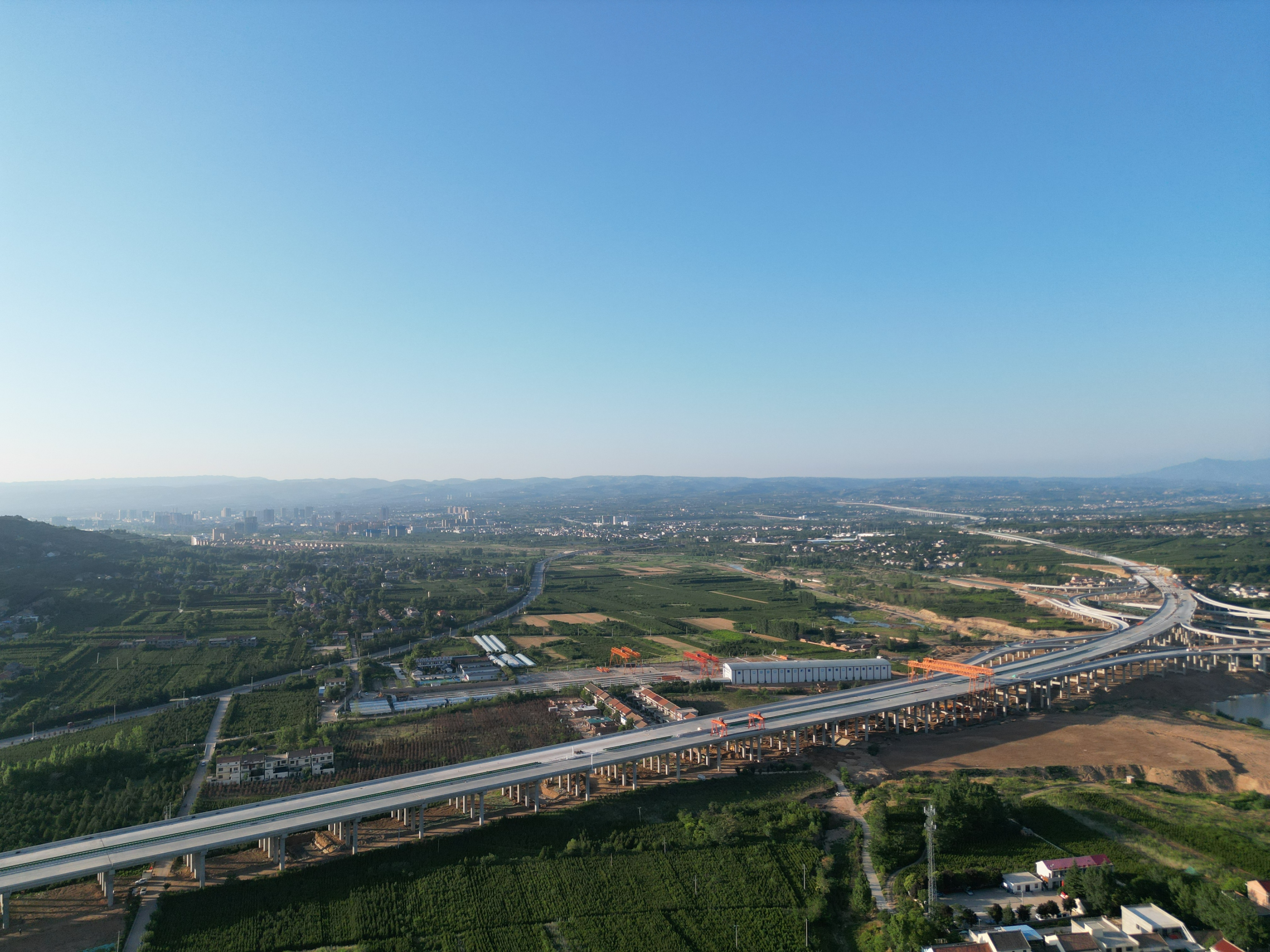 如何突破发展瓶颈答案都在这里,怎么突破经济困境