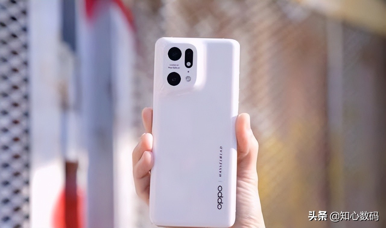 oppo手机目前最值得入手的一款,oppo手机哪一款好用一点便宜的