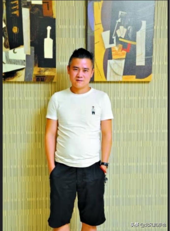 江西排骨哥卖碟片,纪录片江西排骨