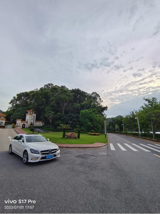 vivos17pro柔光灯试用,vivos17pro冰白玉光与夜