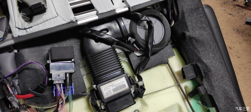 路虎揽胜行政座椅通风加装多少钱,路虎揽胜行政前排座椅改装