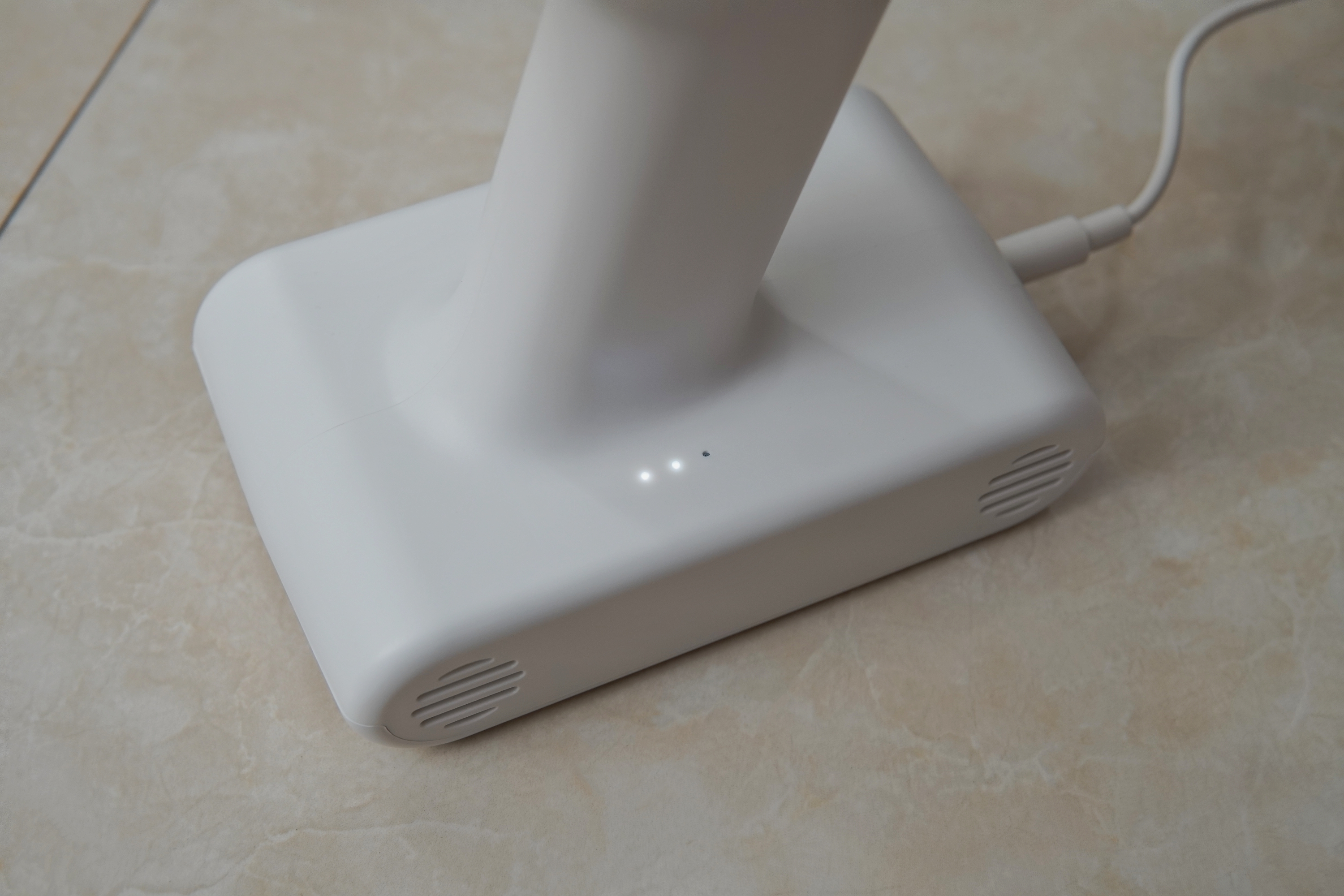 600元无线吸尘器测评,小米无线吸尘器2和2slim