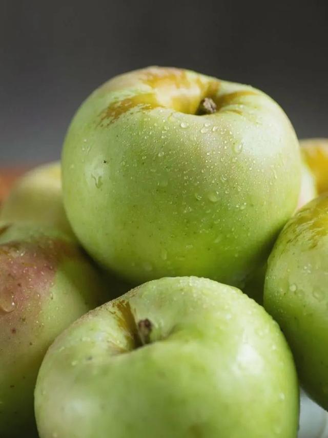 进口苹果爱马仕,苹果中的爱马仕是什么苹果