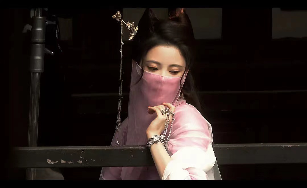 长月烬明孙珍妮白鹿同框是哪一集,长月烬明陈都灵与白鹿路透