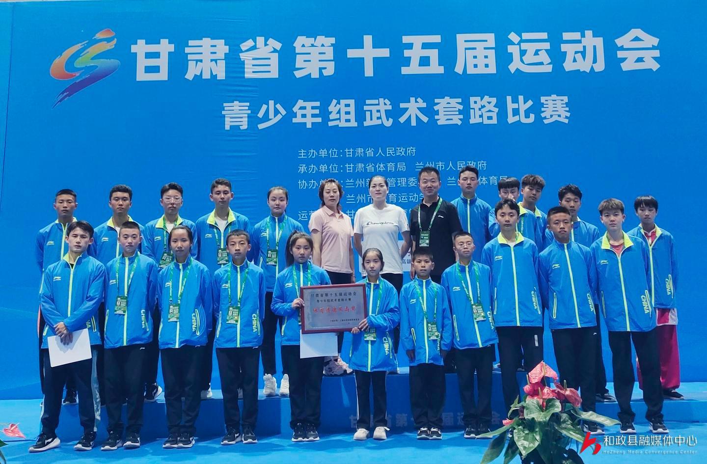 和政县选手任慧萌在甘肃省第十五届运动会上夺得银牌