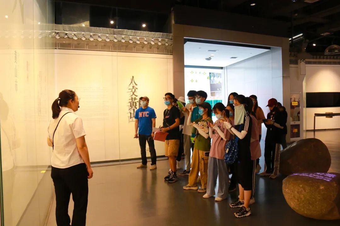 酒店旅游管理教程,旅游管理有前途吗