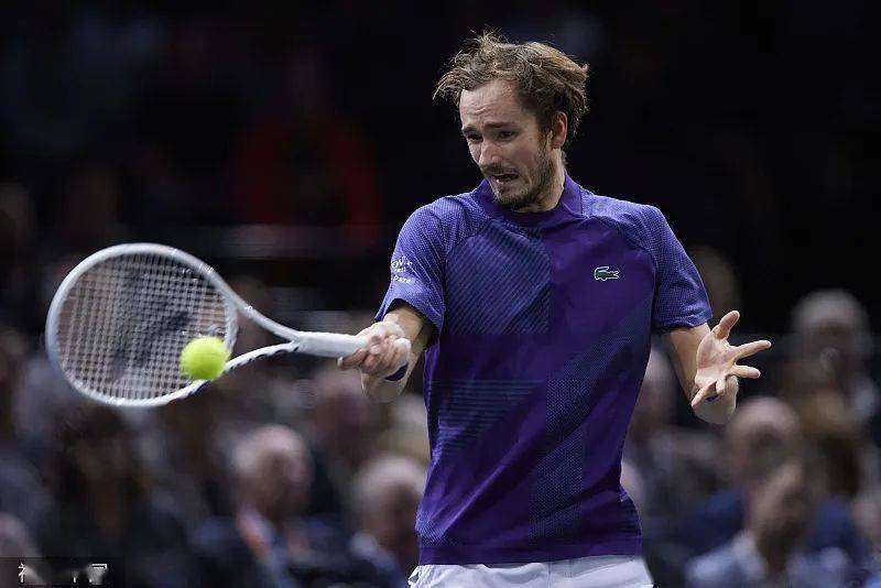 梅总横扫德约美网,梅总vs兹维列夫2024澳网