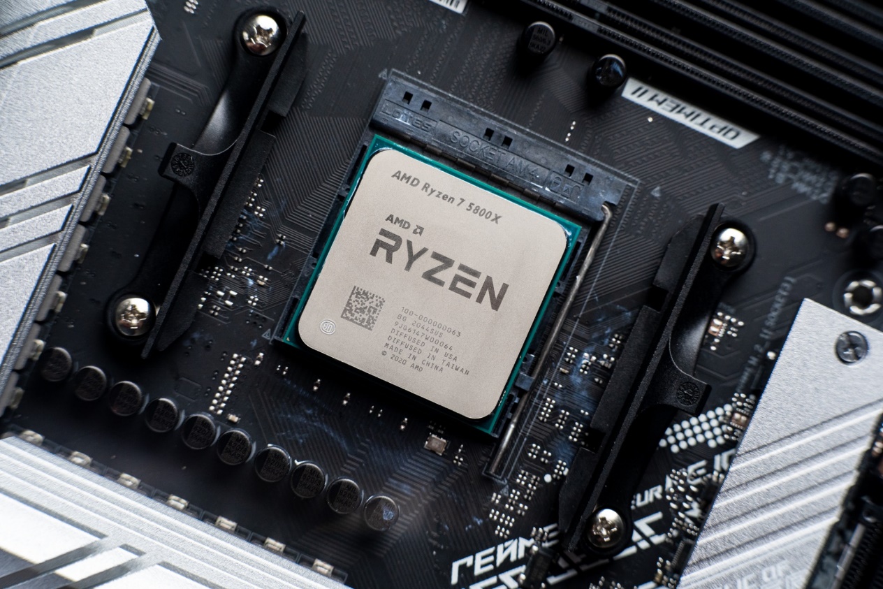 玩游戏要什么样的处理器才不卡,玩游戏处理器差点配个好显卡