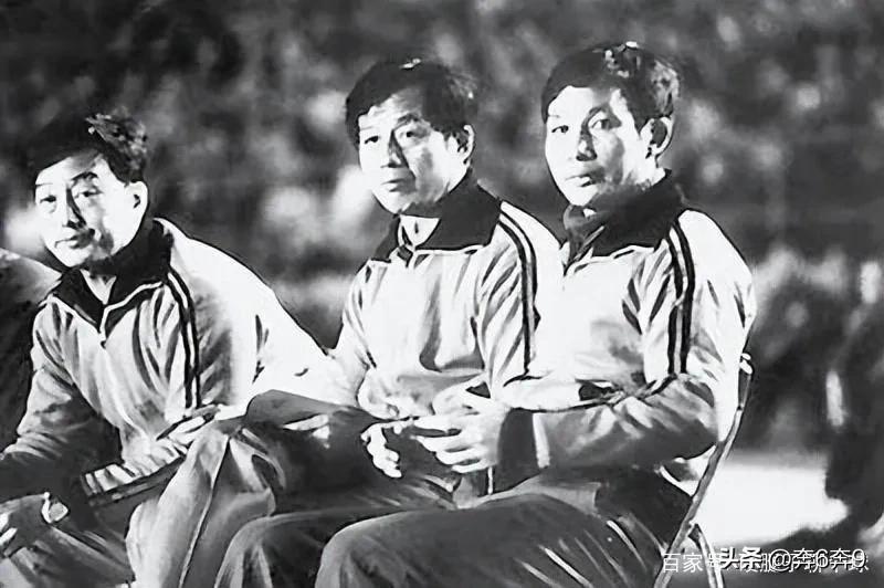 国足0比1不敌日本惨遭两连败,国足亚洲预选战绩