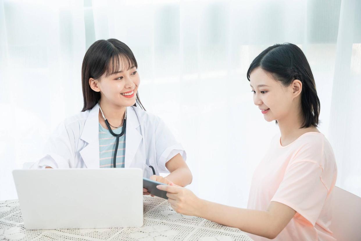 检查妇产科脸红,看脸红要挂什么科