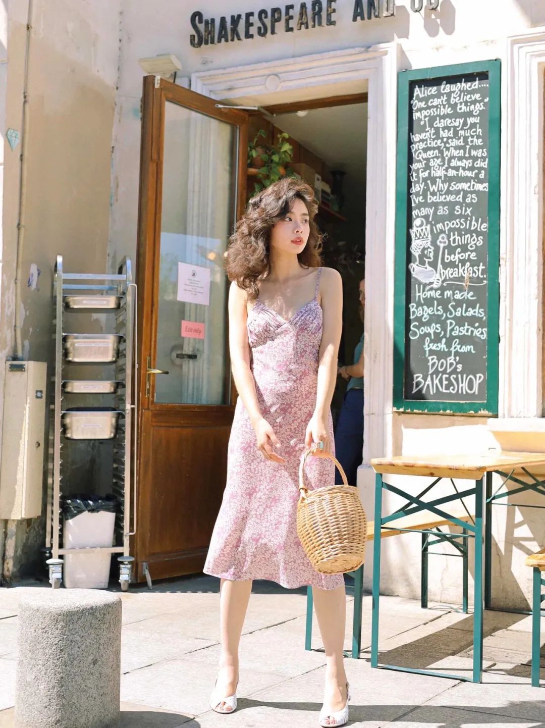 适合旅游穿的花裙子,夏天的花裙子美丽又治愈