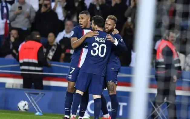 摊牌了，姆总赛后发言引发热议！梅内委屈了，球迷：主帅已成傀儡