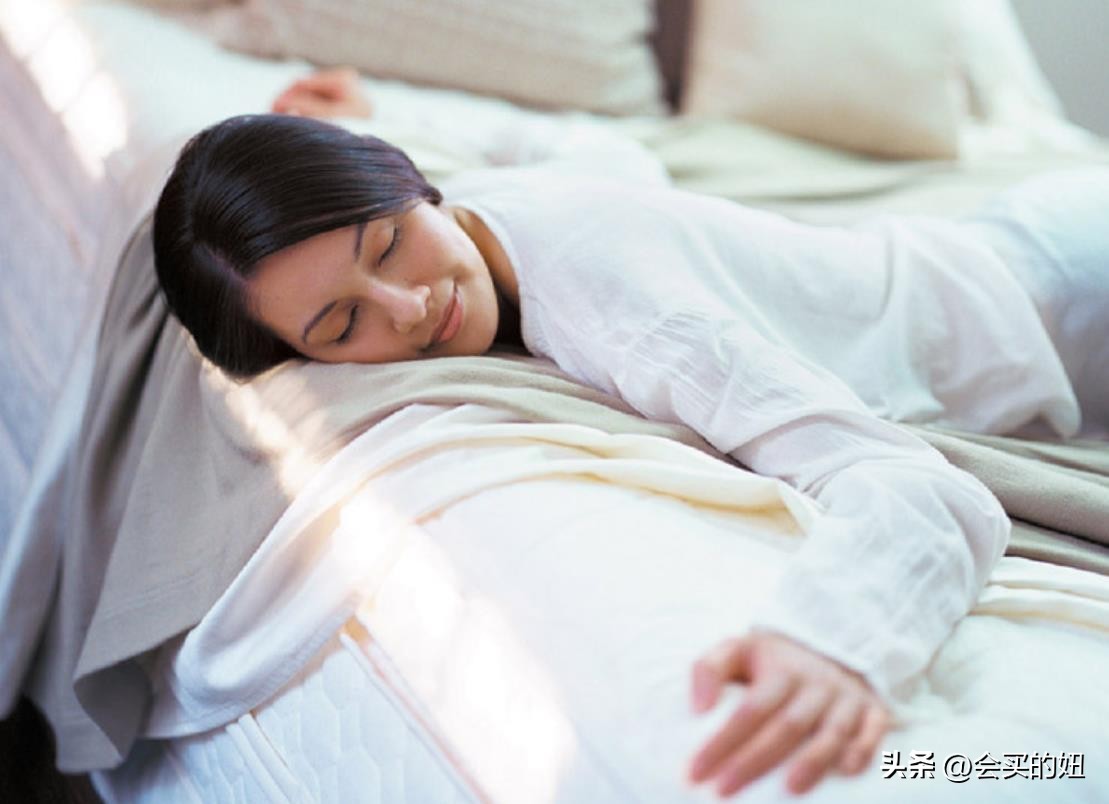 联乐床垫和龙翔床垫哪个品牌好,买床垫推荐什么品牌的床垫好