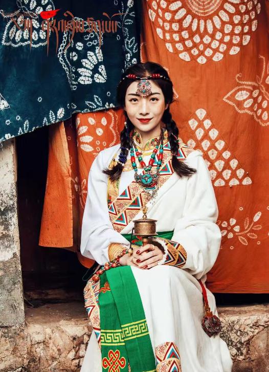 山东美女李雪珂,山东女孩李雪珂靠晒娃吸粉百万