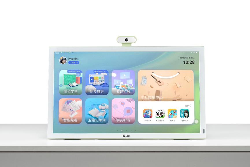 学习机买平板好还是插电款好呢,学习机买平板的好还是机器人的好