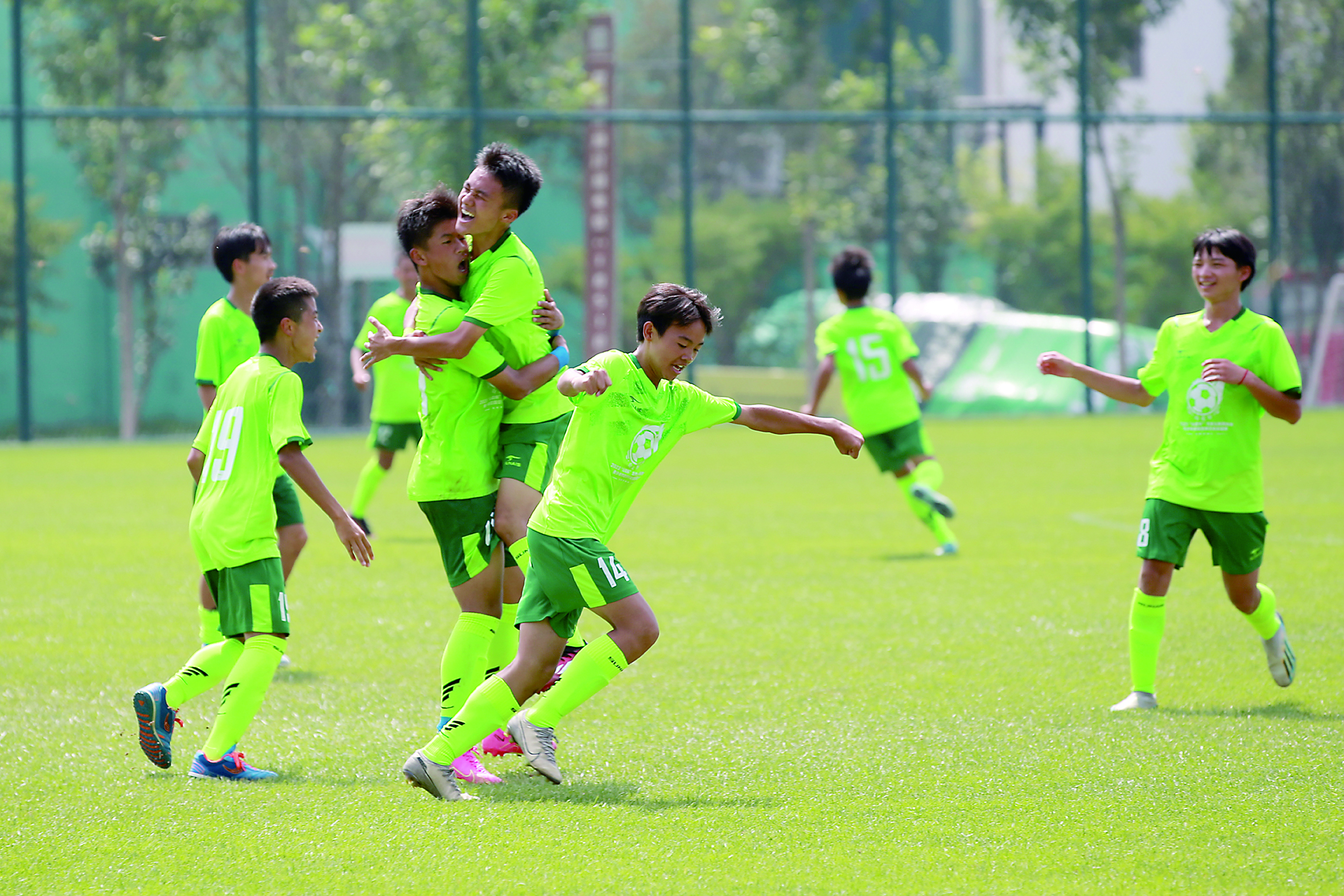 “深山绿茵梦‘黔’行向北京”系列报道——“足球，让我找到了未来的方向”