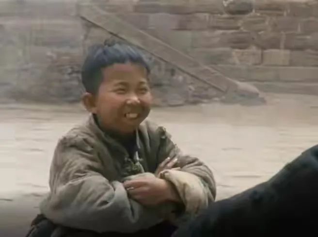 五位长得丑却娶了白天鹅的男星,5位长得丑却娶了白天鹅的男星