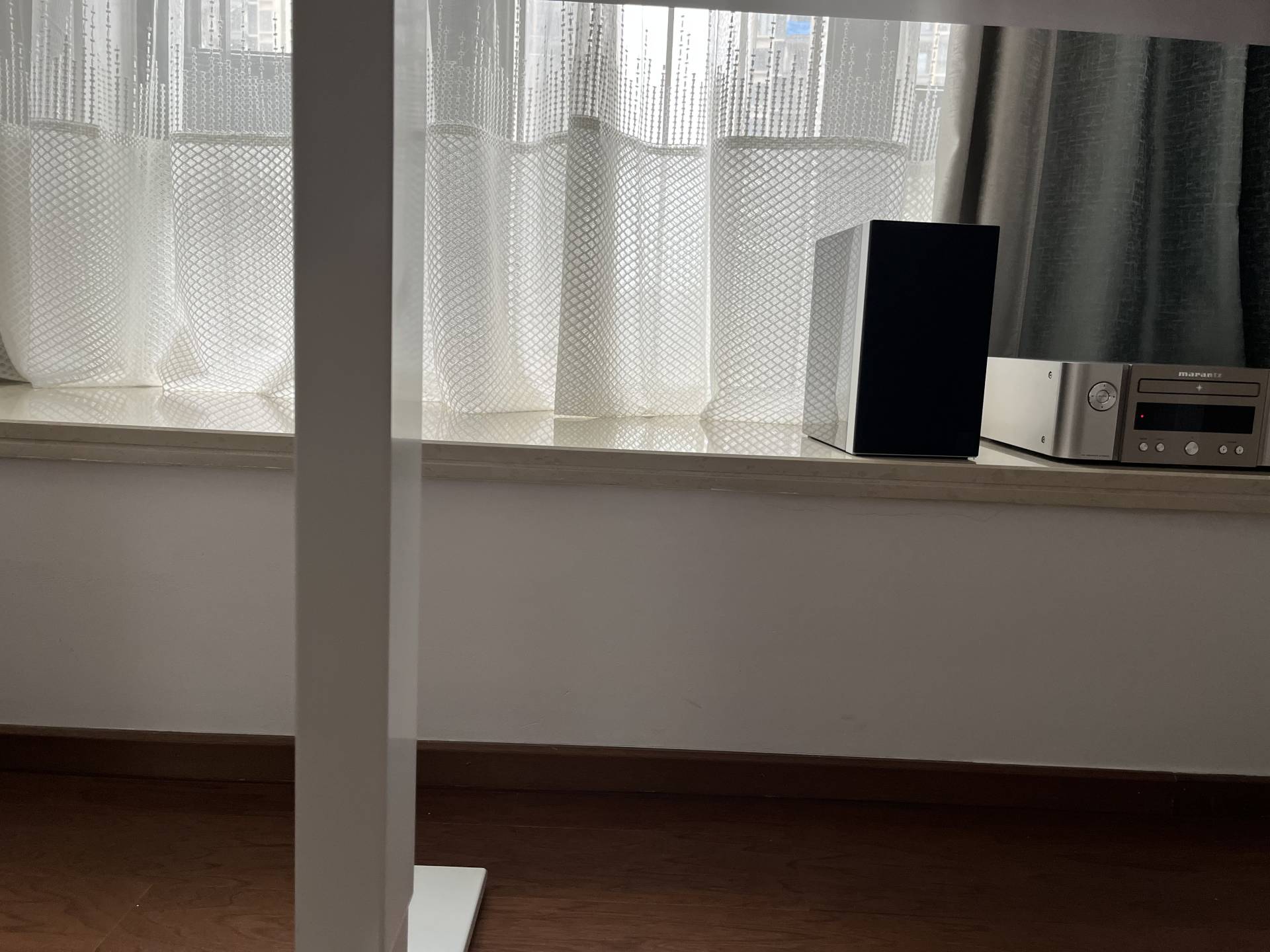 升降桌办公室改造,升降办公椅加装小桌板