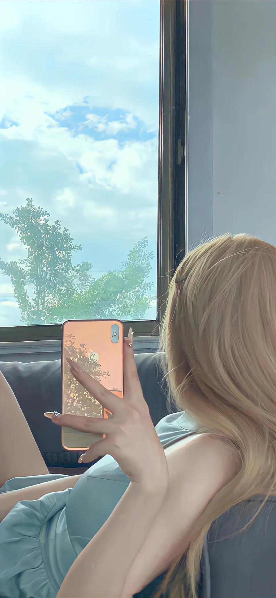 艾弗森背影壁纸高清大图,情侣壁纸ins高级质感海边背影