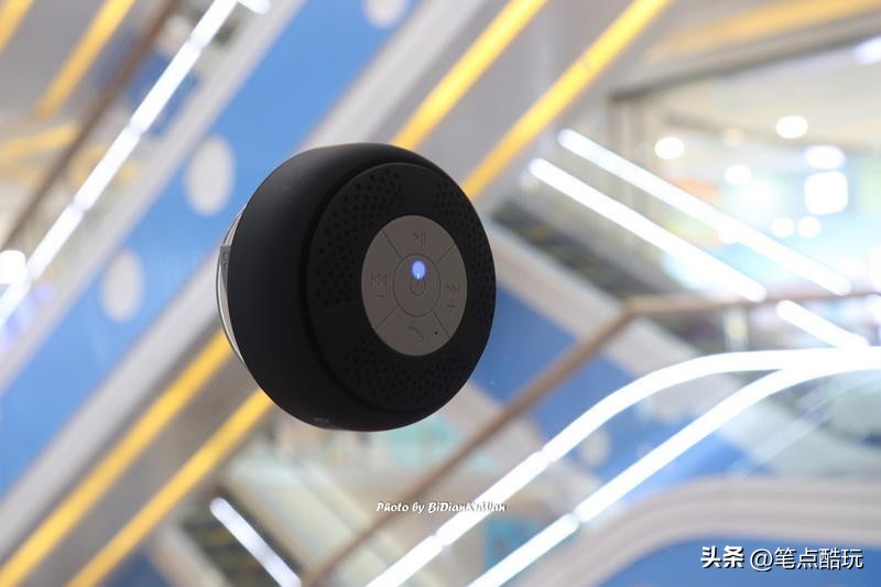 便携蓝牙音箱可以唱歌,能边充电边听歌的蓝牙小音箱