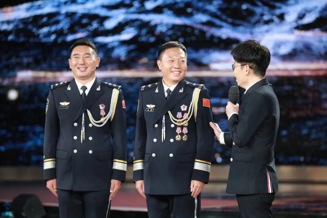 为爱黔行爱心大使,为爱黔行吴建林简历