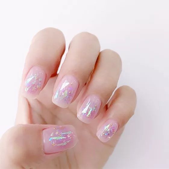 简单又纯又欲的美甲图文,不俗气简单又好看的美甲