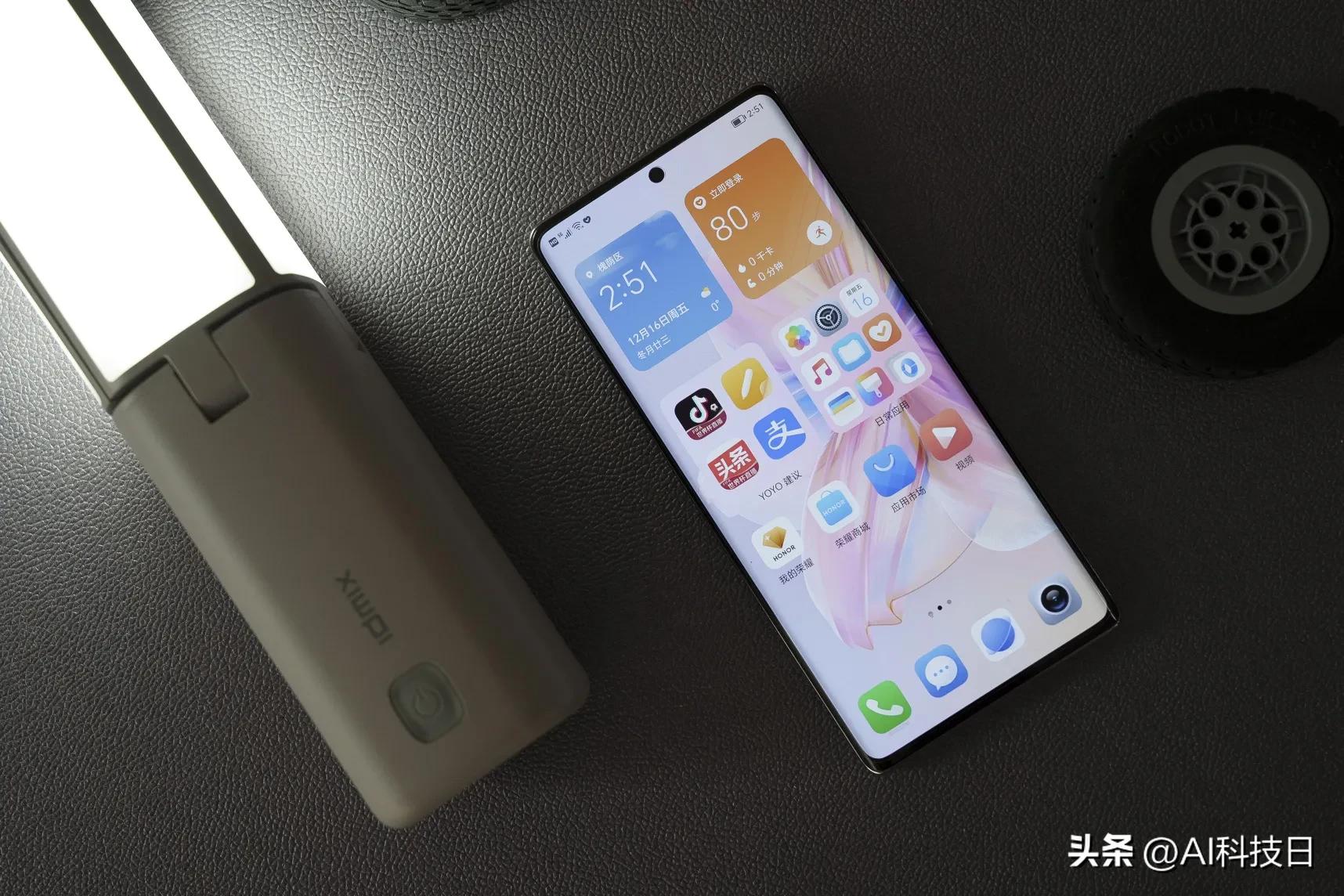 荣耀80se曲面屏价格,荣耀80se手机值得买吗