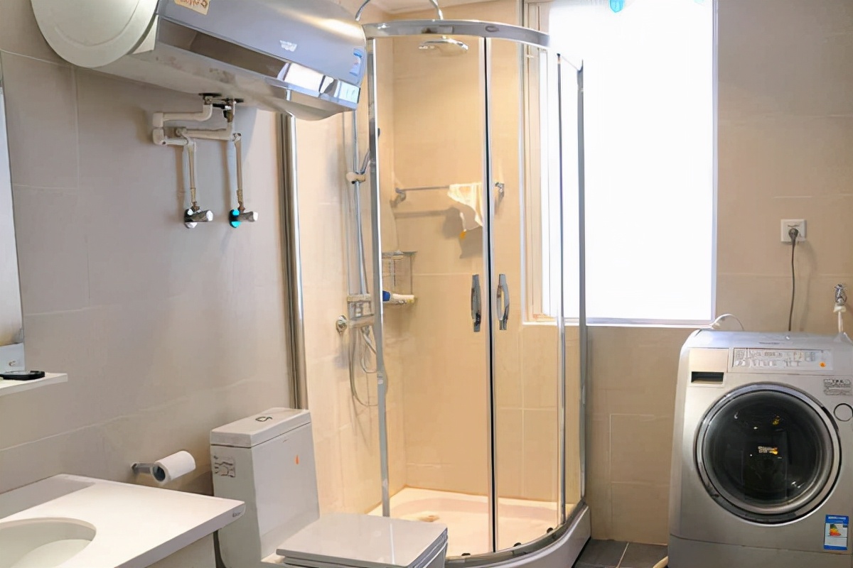 热水器防电墙漏水怎么处理,热水器与墙接口处漏水怎么解决