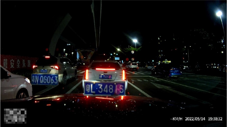 行车记录仪后视镜选购,选购行车记录仪