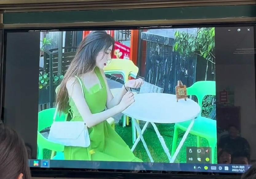 英语老师创意自我介绍ppt,英语老师自我介绍图片