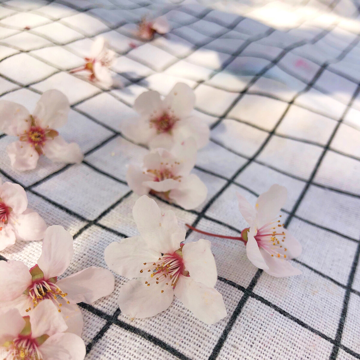 心累按哪个穴位可以缓解,心累了最好的缓解方法