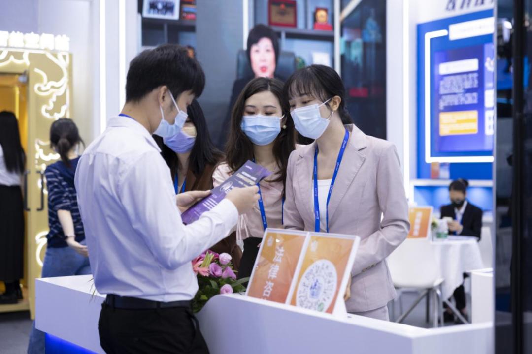 以法惠民聚力打造法律公共服务“福田标杆”——深圳市福田区司法局推出“组合拳”服务第二十四届高交会