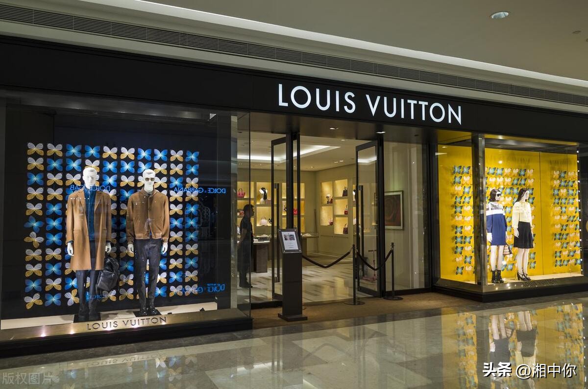 他揭秘了内幕,世界首富马斯克有多少财富