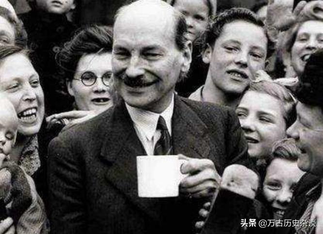 美国五星上将麦克阿瑟，“要向中国投放26颗原*弹子**”，结果如何