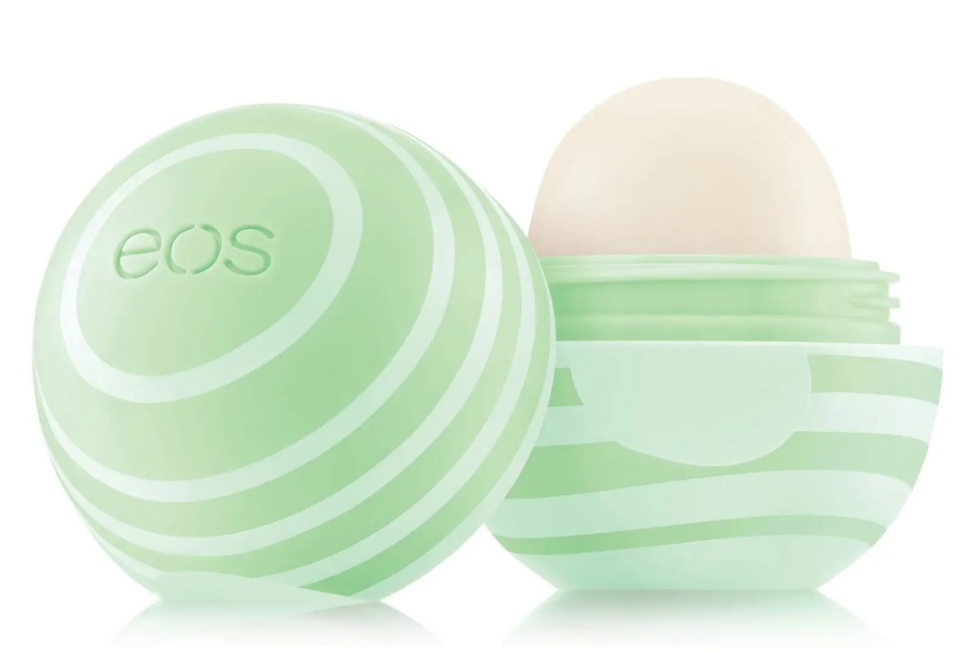 最近网上很火的润唇膏,最近很火的变色润唇膏