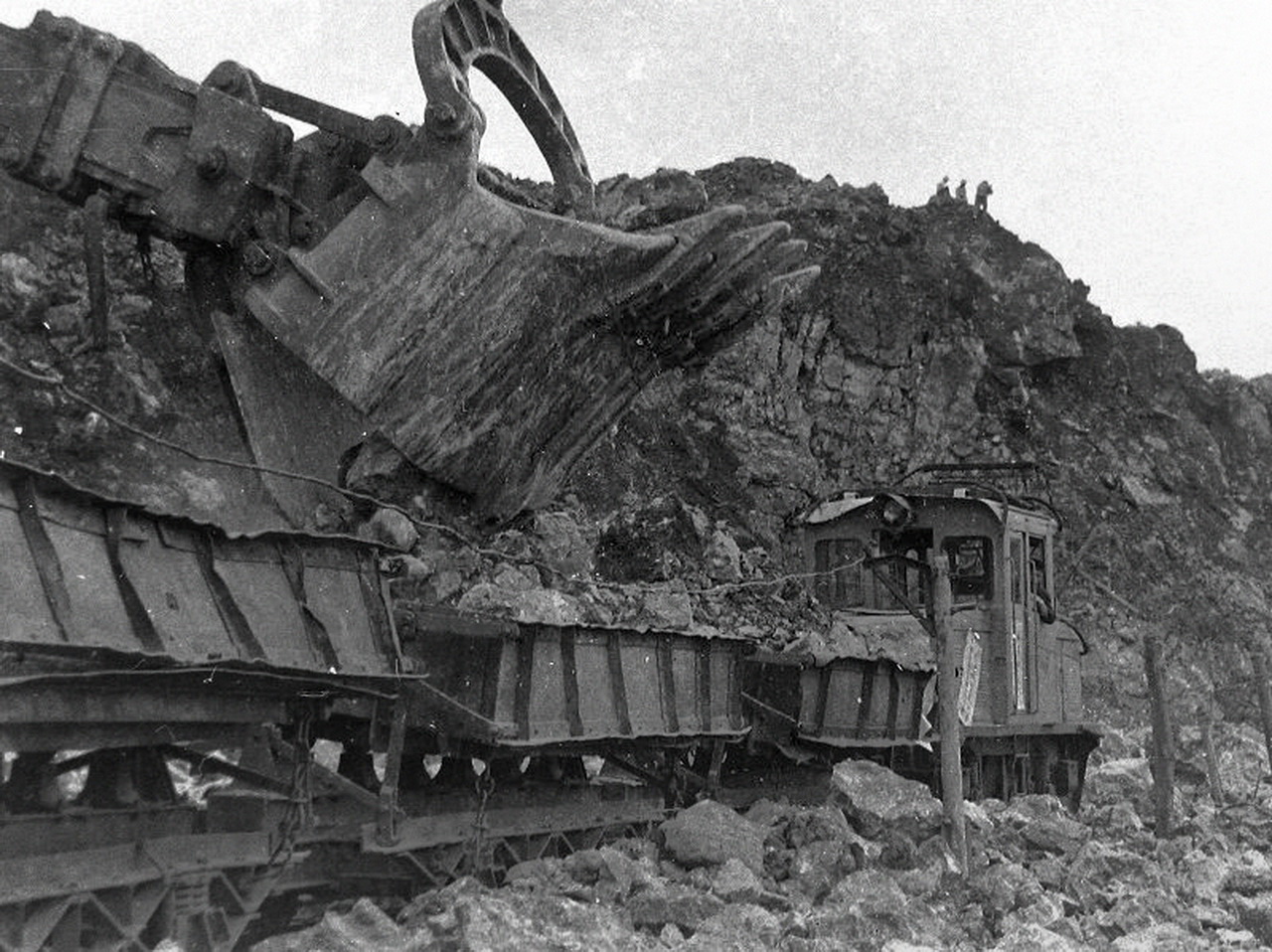 武钢乌龙泉矿生活区拆吗,武钢乌龙泉矿陶江燕