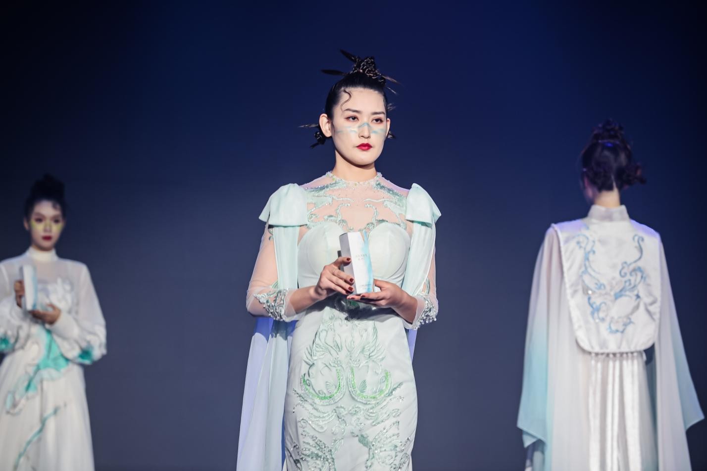 兰研创始人成功秘诀,兰研创始人闪亮登场