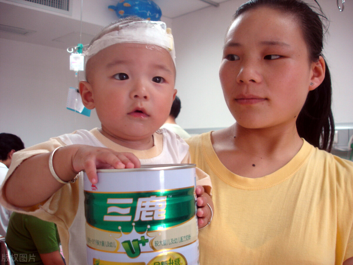 三鹿集团原董事长田文华官方报道,三鹿奶粉董事长现在状况