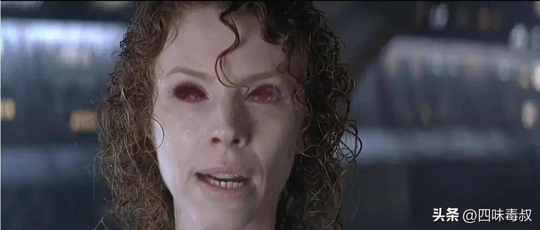 当飞船撞见魔鬼，神学便附体在科学身上