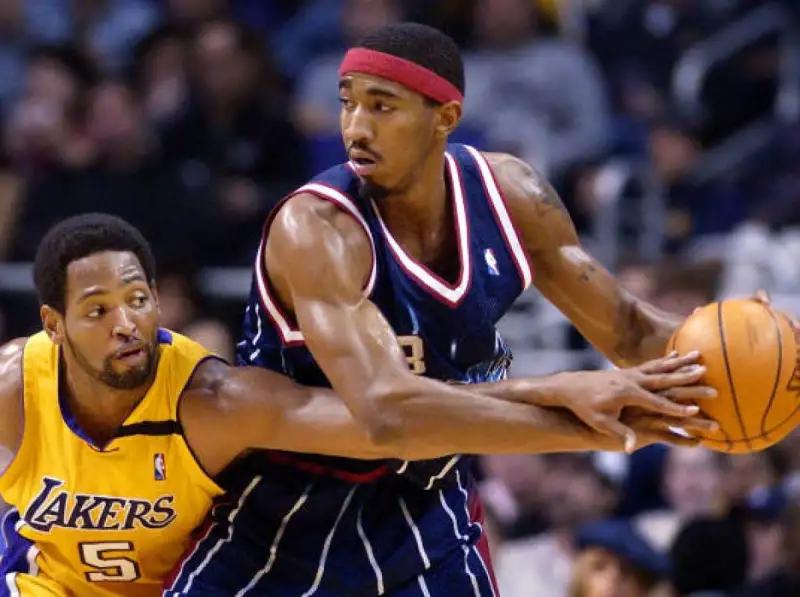 姚明队友布鲁克斯,姚明队友阿根廷斯科拉