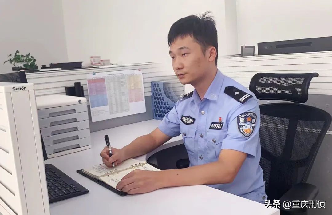 军魂不褪色薪火永相传图片,军魂不移警色依旧