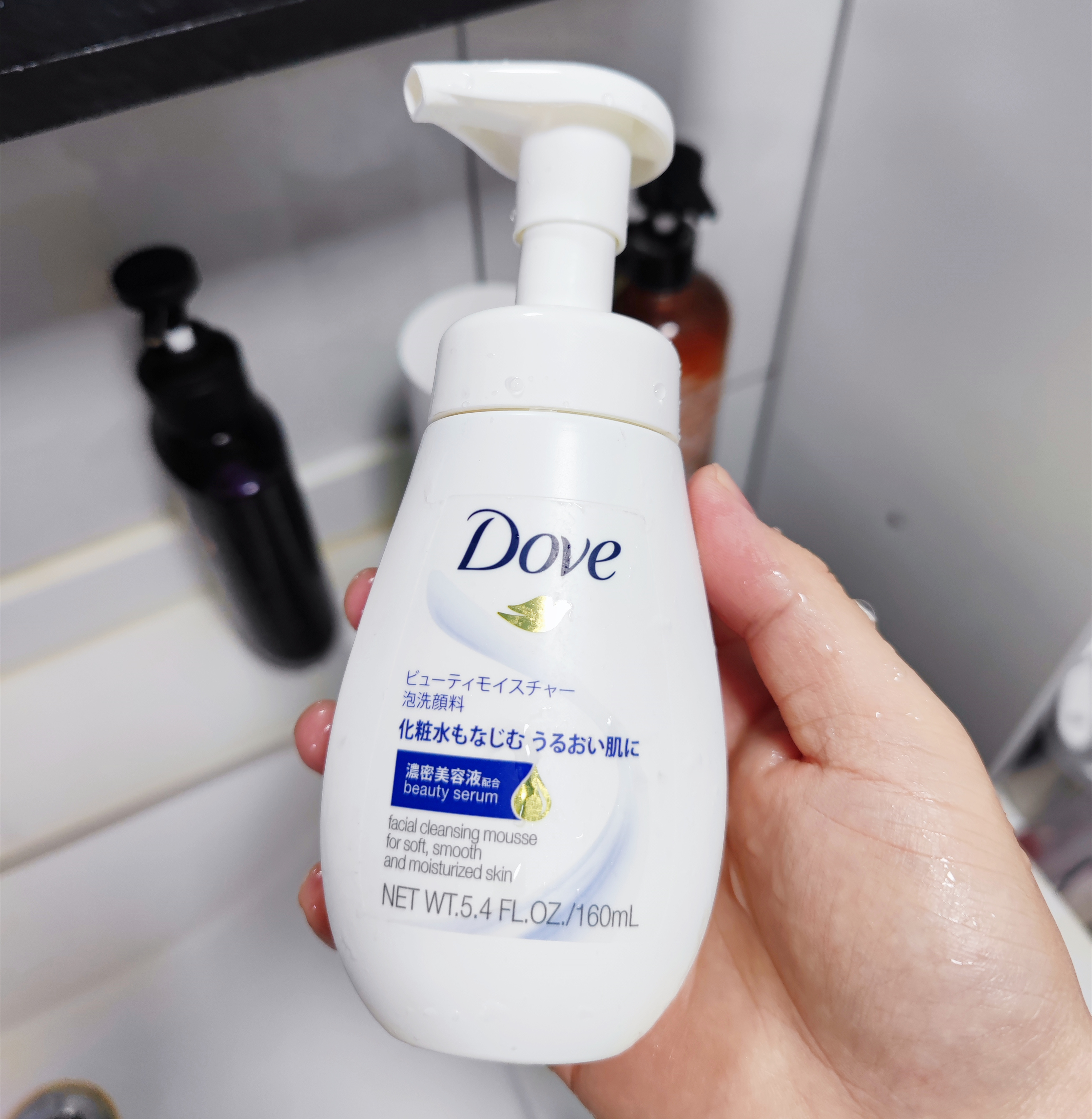 男士混油皮用哪一款护肤品比较好 (适合油皮的男士护肤品排行)