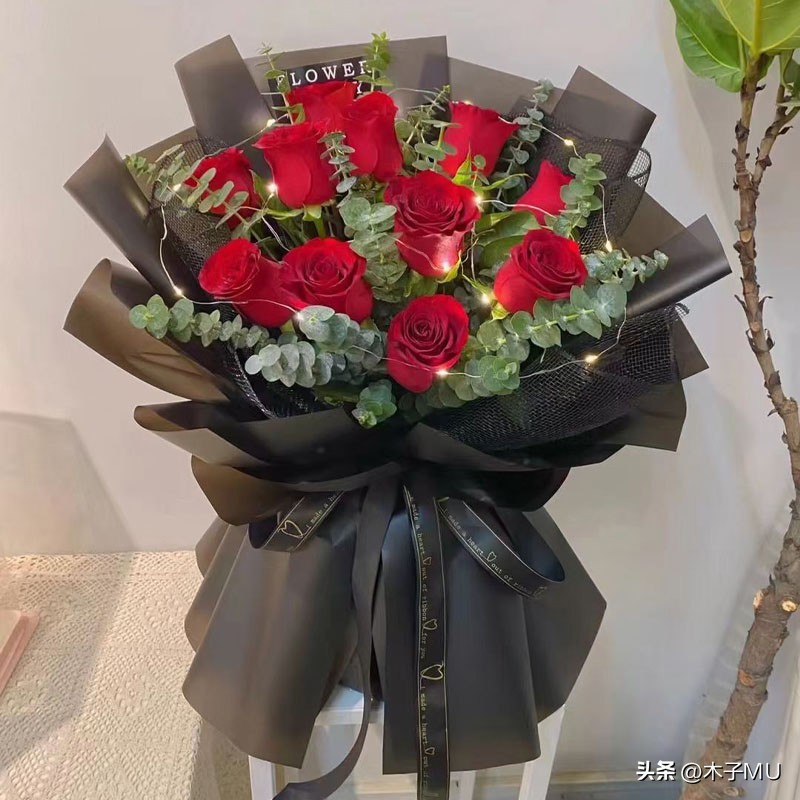 玫瑰送11朵还是19朵的含义,送花送11朵玫瑰代表什么