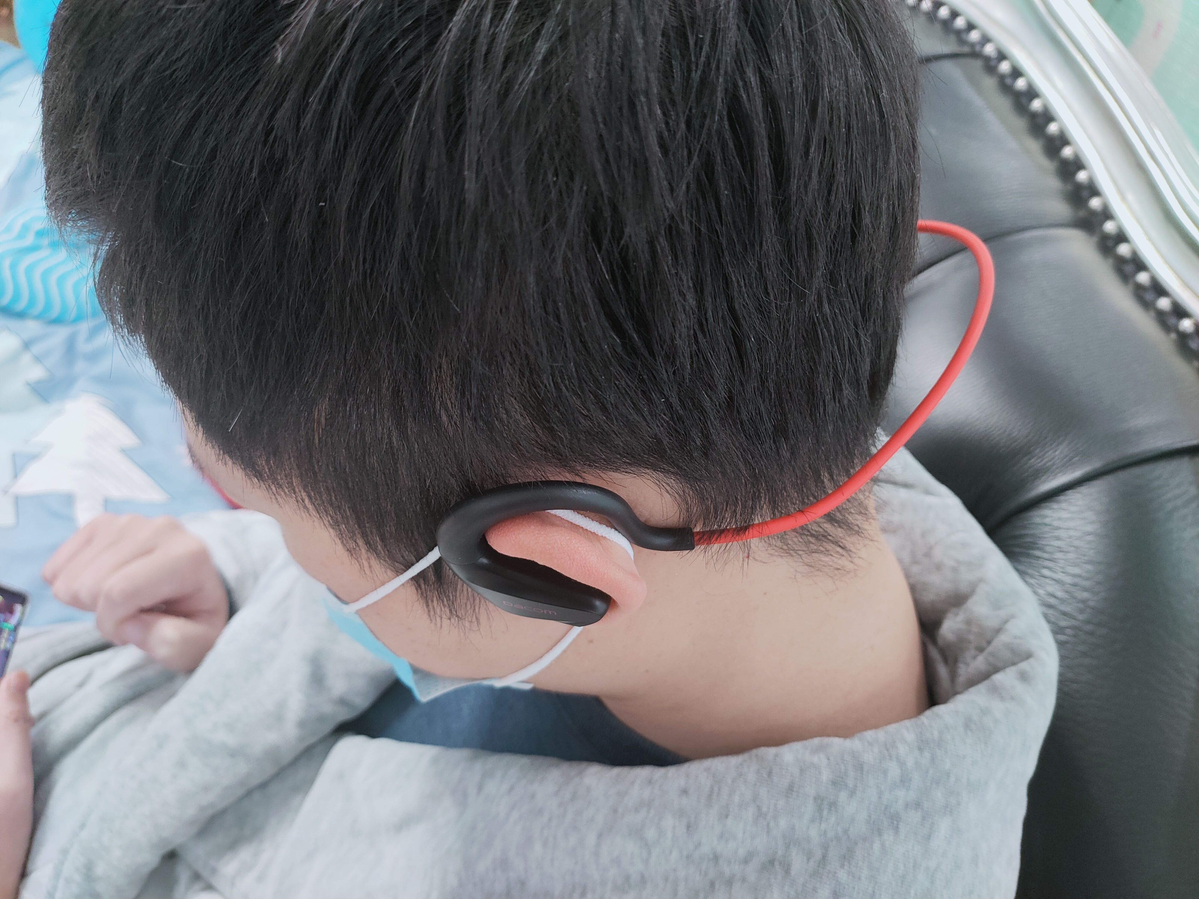 气传导与骨传导完美结合的耳机,气传导和骨传导耳机哪个不漏音