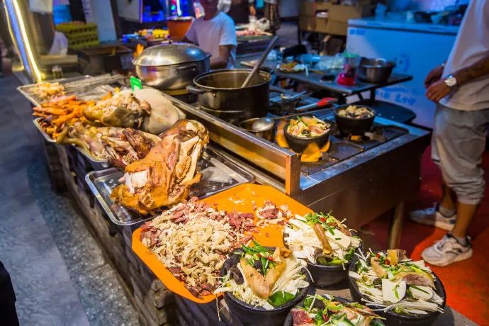 千万粉丝大v试吃白象猪肚面,千万大v粉丝