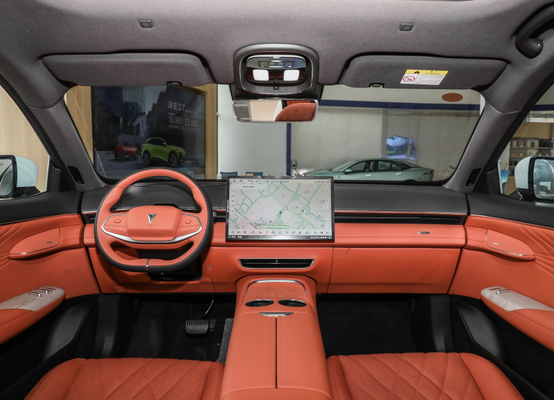 长安深蓝s7和crv哪个大气,本田crv和长安深蓝s7