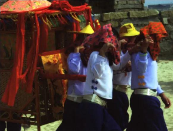 特殊汉族群体及服饰,清汉女和旗女服饰区别